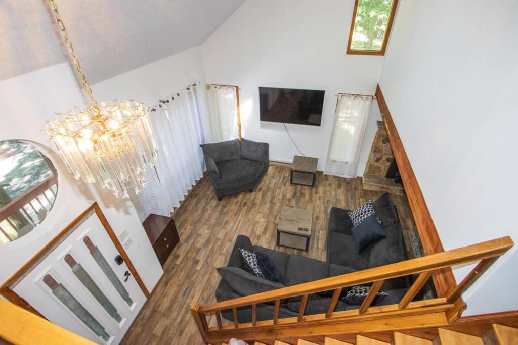 Entire 3 Bedroom Adventure Chalet, Near The Best Of The Poconos East Stroudsburg Extérieur photo
